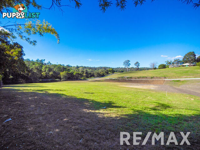 15 Camfin Road CLEAR MOUNTAIN QLD 4500