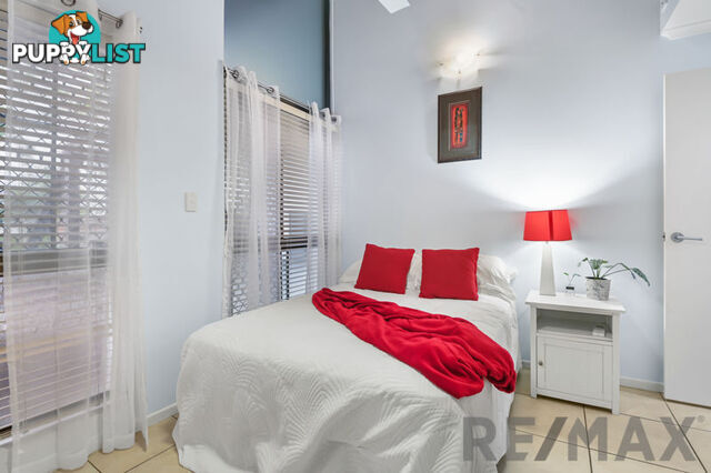 7 Janus Court EATONS HILL QLD 4037