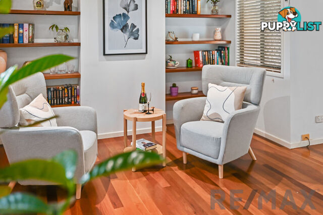 7 Janus Court EATONS HILL QLD 4037