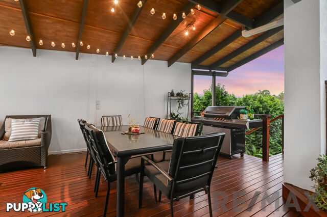 7 Janus Court EATONS HILL QLD 4037
