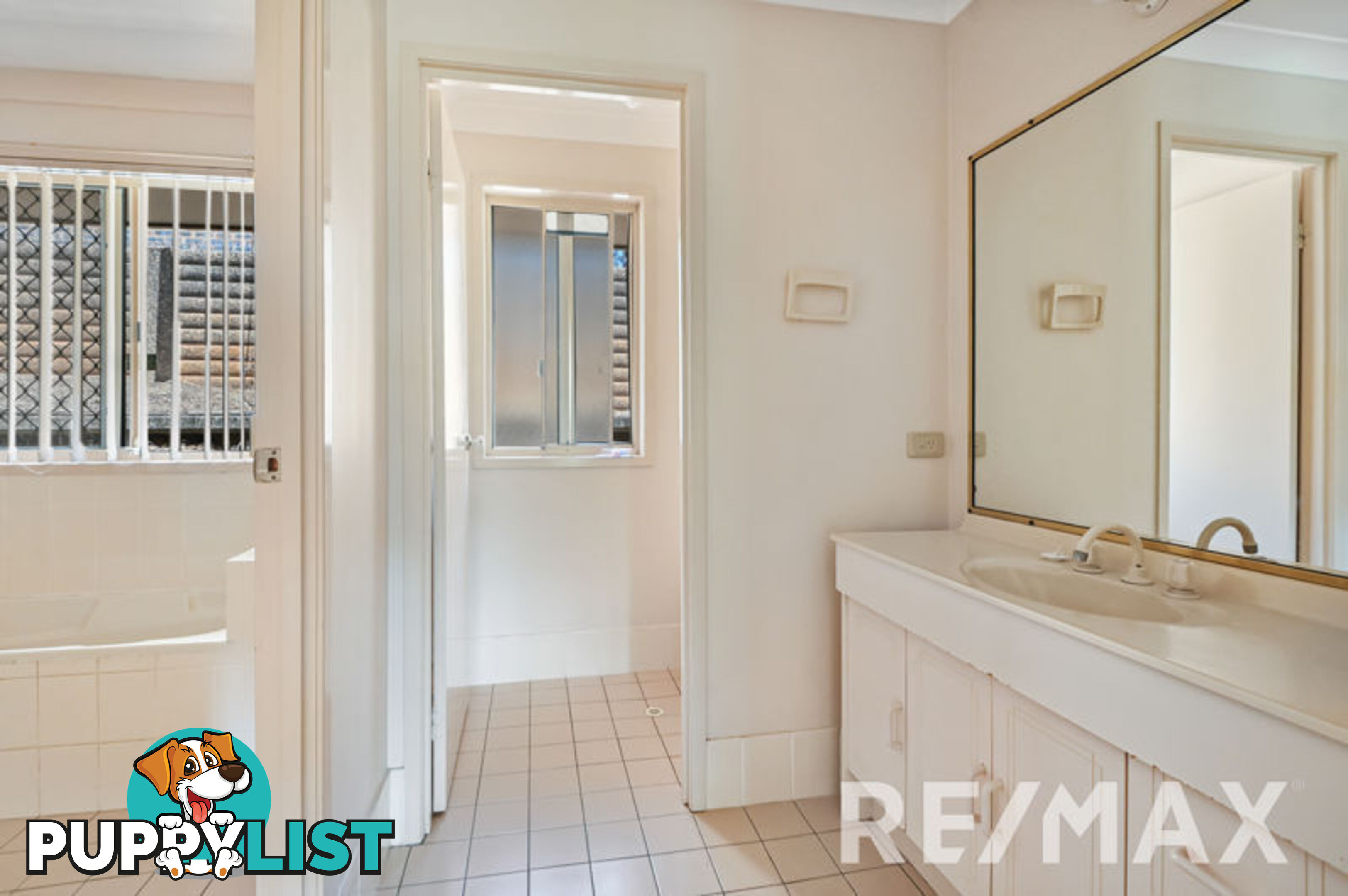 4 Apollo Court EATONS HILL QLD 4037