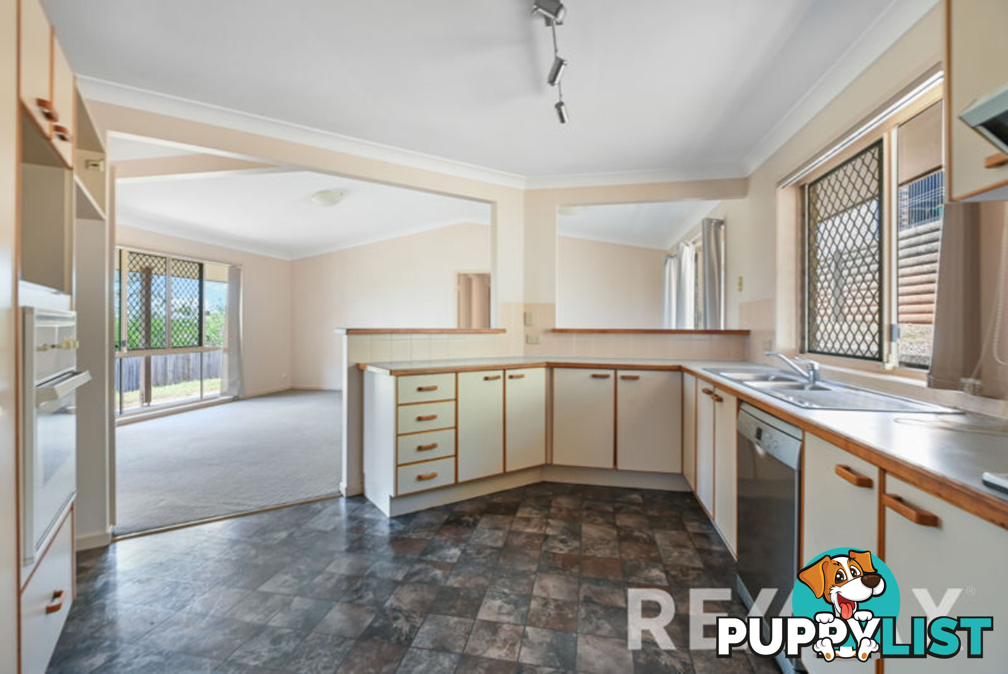 4 Apollo Court EATONS HILL QLD 4037