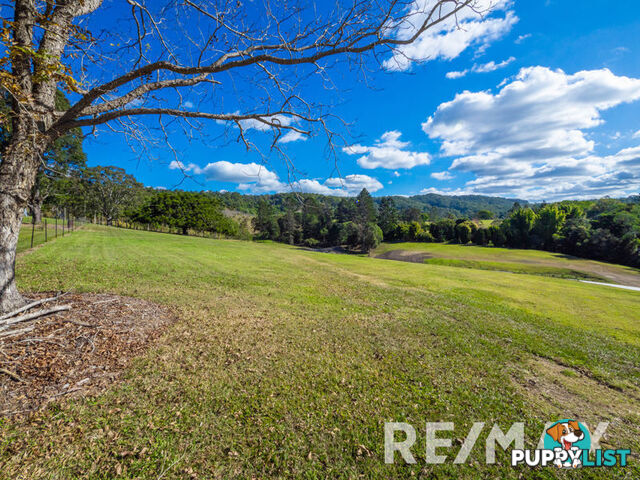 11 Camfin Road CLEAR MOUNTAIN QLD 4500