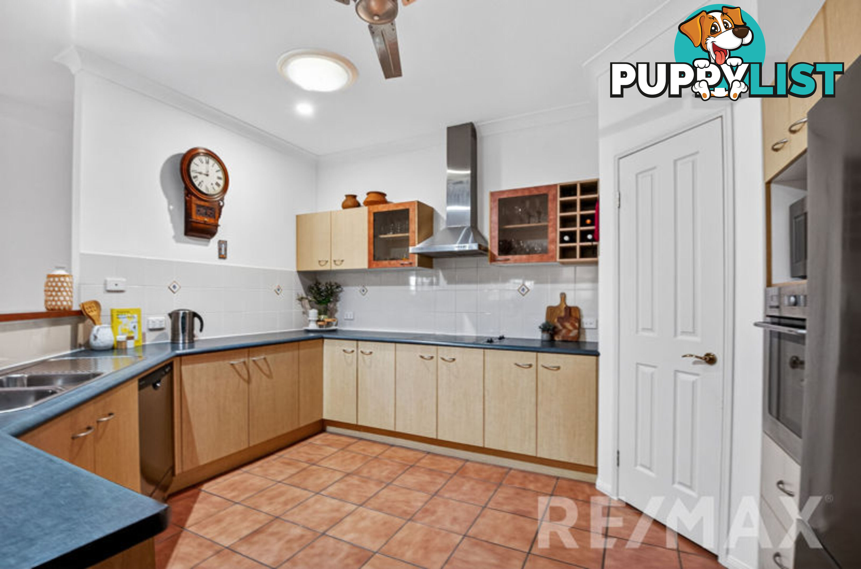11 Fletchers Road EATONS HILL QLD 4037