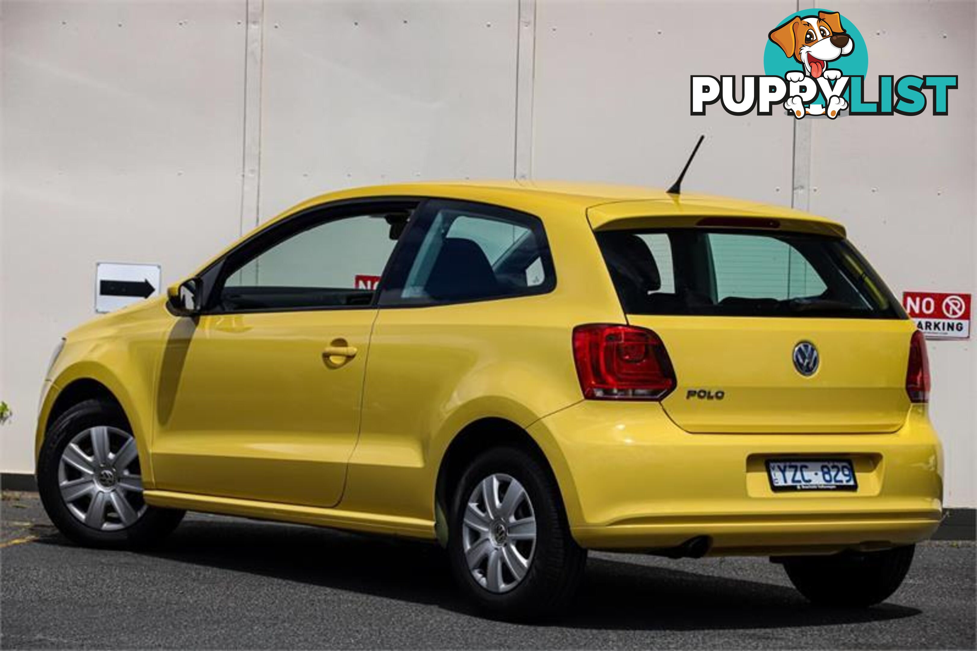 2010 VOLKSWAGEN POLO TRENDLINE 6RAUTOMY11 HATCH