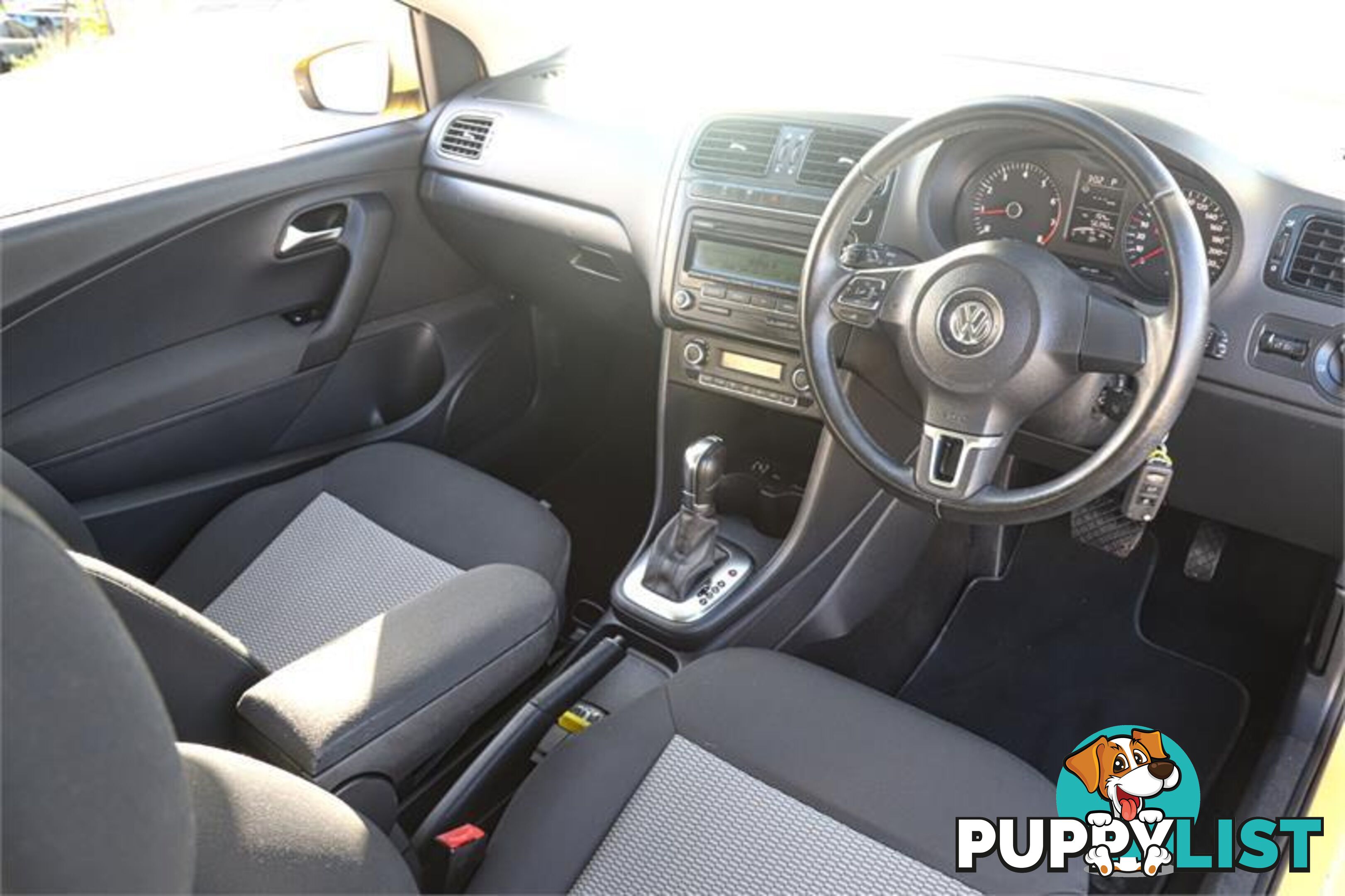 2010 VOLKSWAGEN POLO TRENDLINE 6RAUTOMY11 HATCH