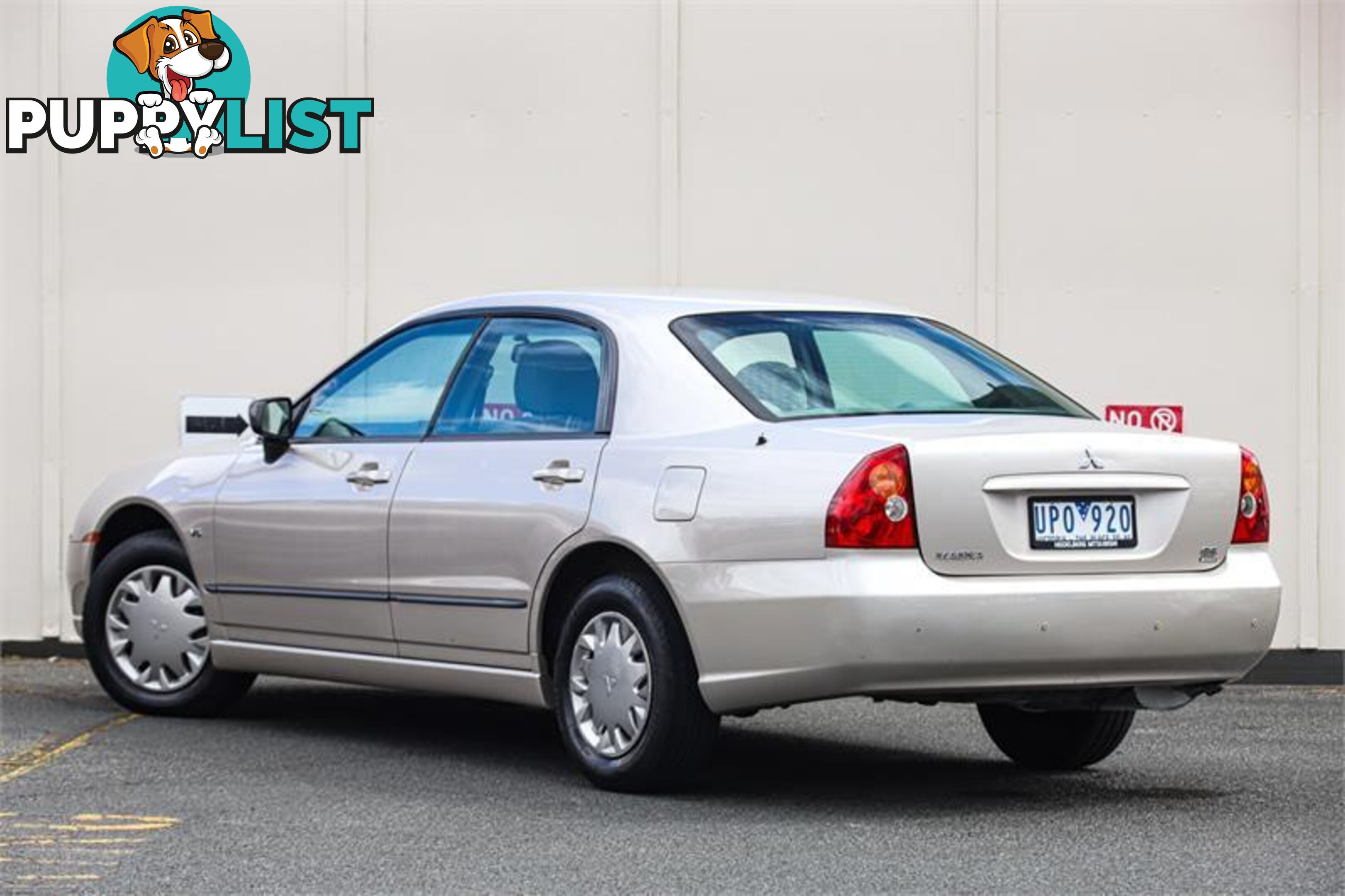 2005 MITSUBISHI MAGNA ES TWAUTO SEDAN