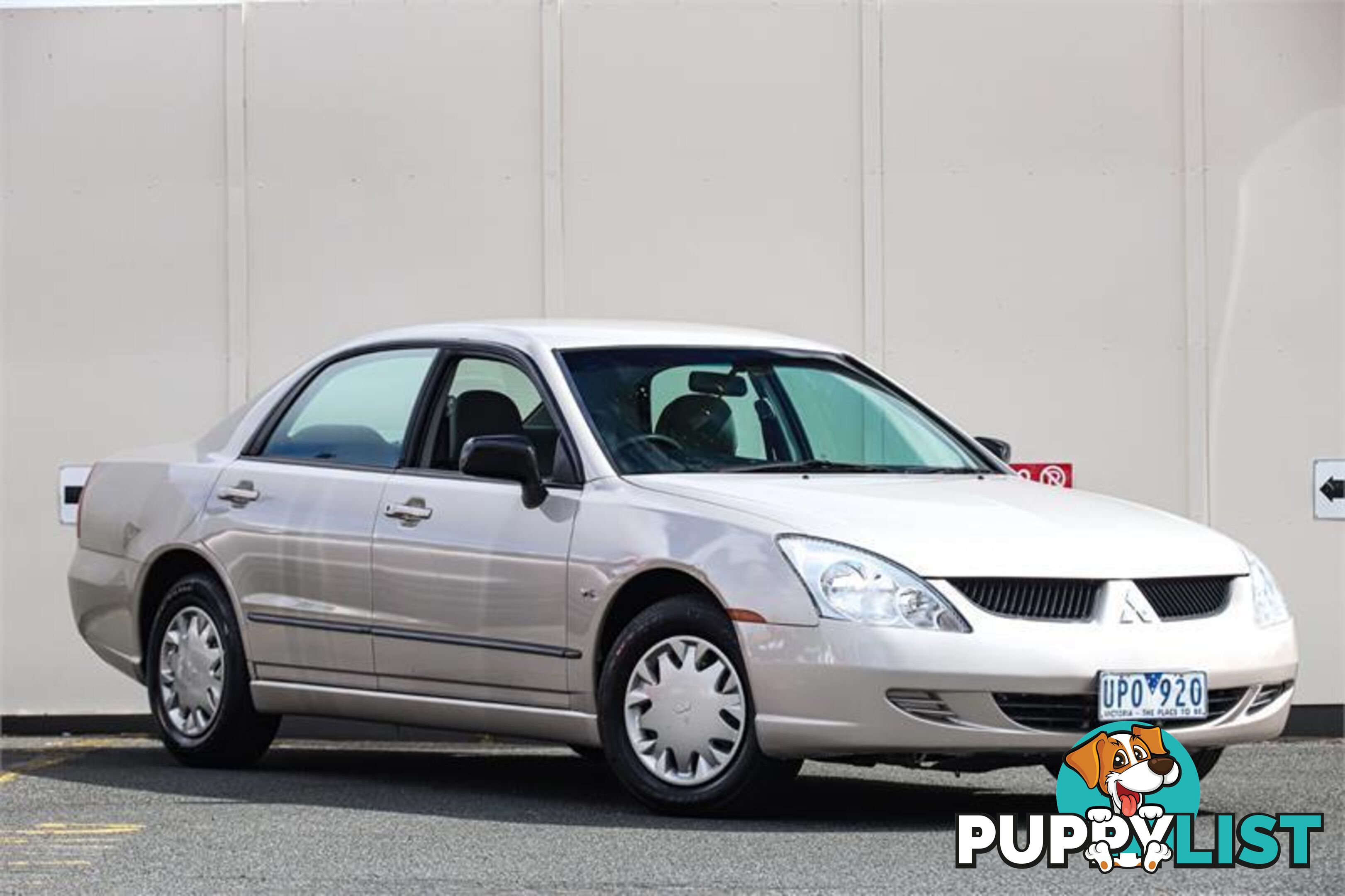 2005 MITSUBISHI MAGNA ES TWAUTO SEDAN