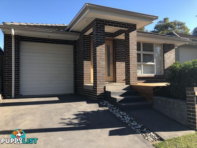 4A Parkway CAMDEN PARK NSW 2570