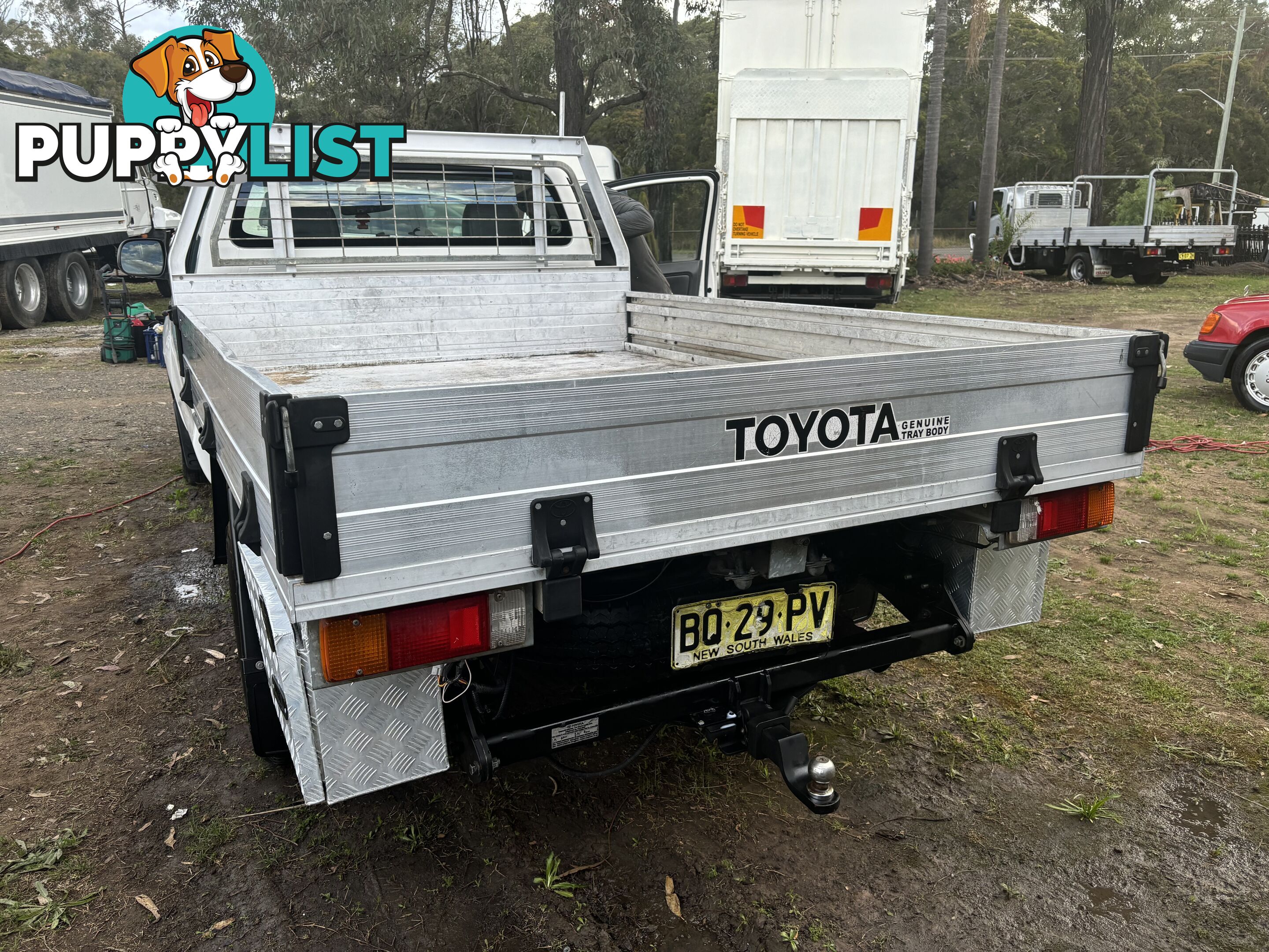  2012 TOYOTA HILUX WORKMATE