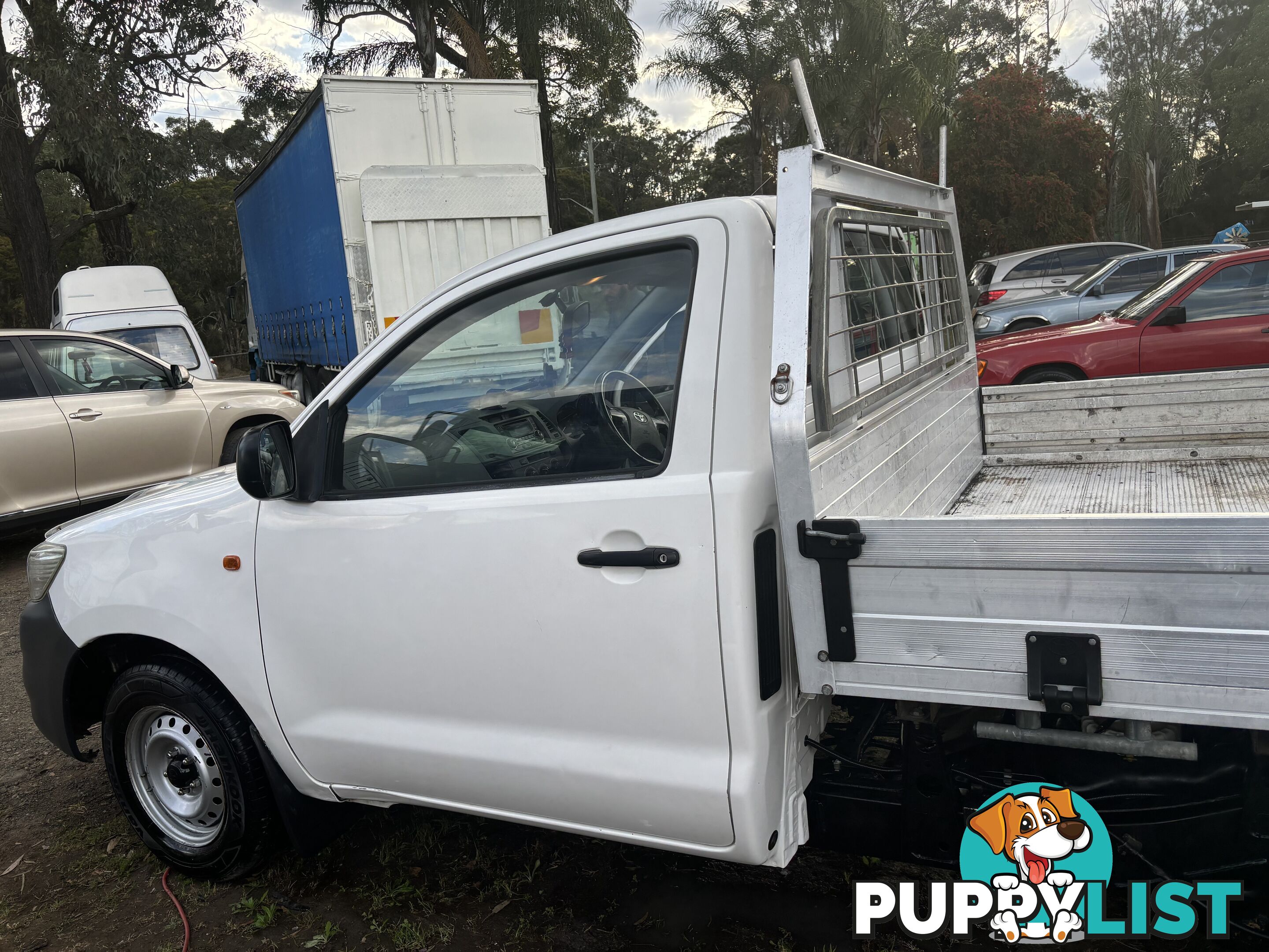  2012 TOYOTA HILUX WORKMATE