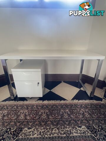 Office desk and drawers