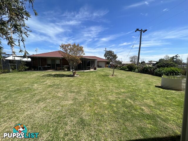 72 Howe Street Finley NSW 2713