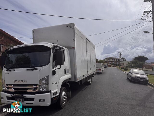 2019 Isuzu FRD 110-260 Pantech Truck
