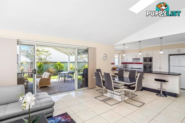 67 Golden Wattle Drive ULLADULLA NSW 2539