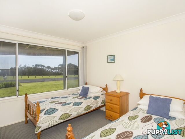 33 Seaside Parade DOLPHIN POINT NSW 2539