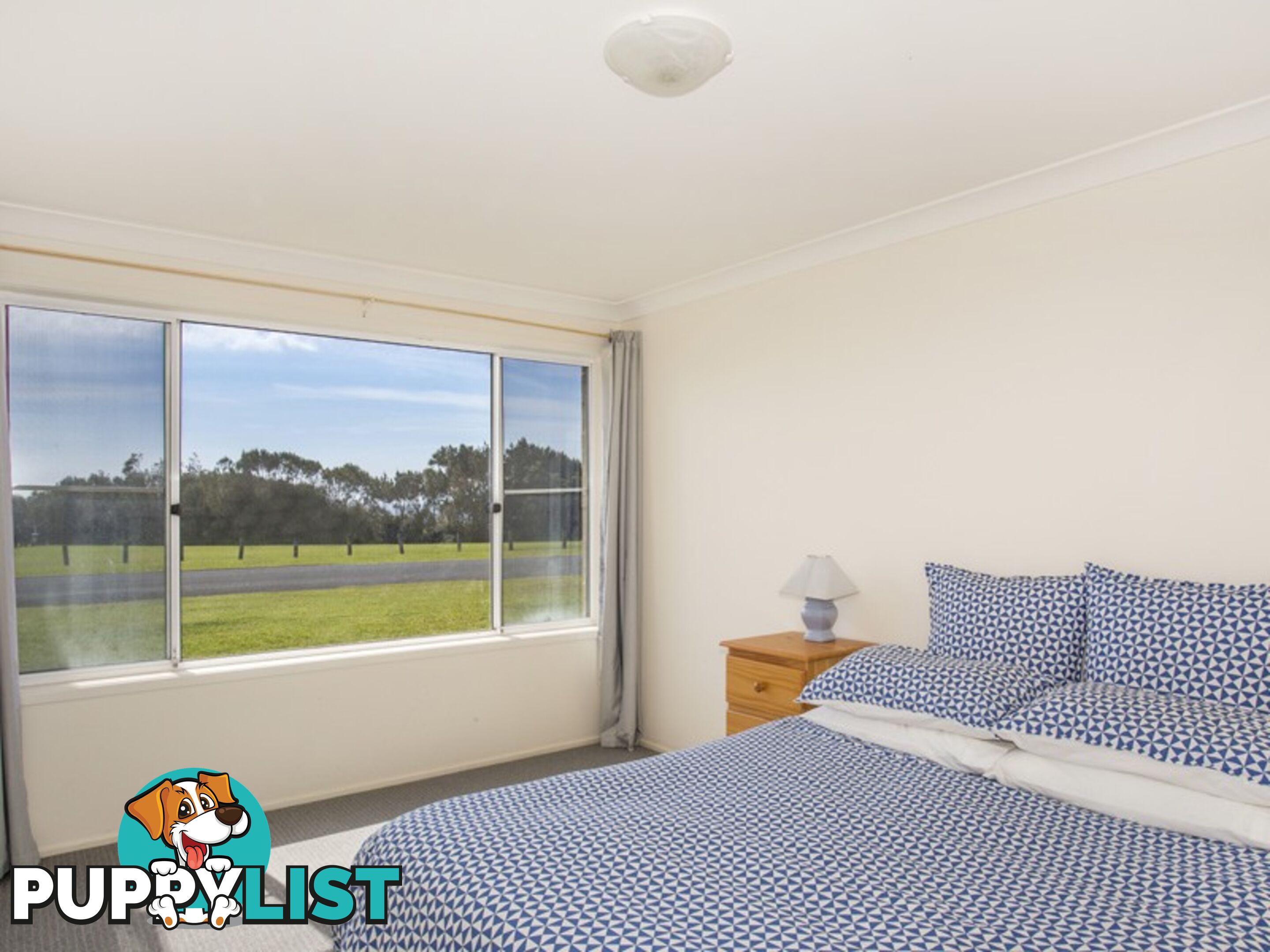 33 Seaside Parade DOLPHIN POINT NSW 2539