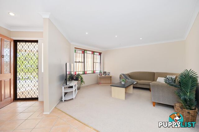 12 Molloy Street MOLLYMOOK NSW 2539