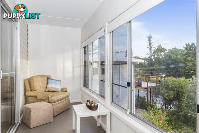 86 Tallwood Ave MOLLYMOOK NSW 2539