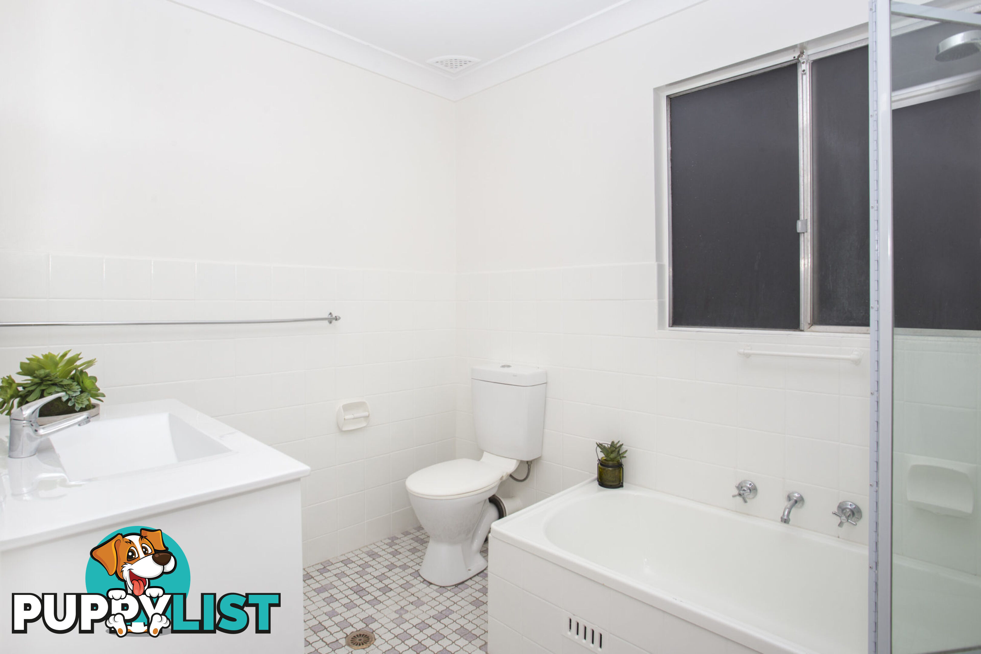 86 Tallwood Ave MOLLYMOOK NSW 2539