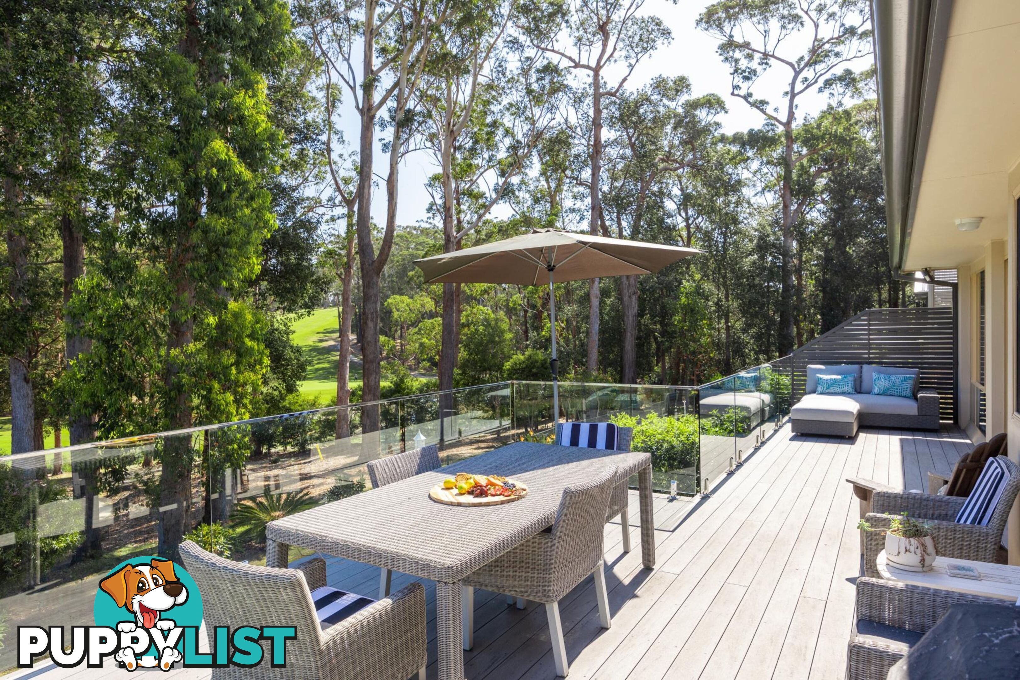 35 Clyde Street MOLLYMOOK BEACH NSW 2539