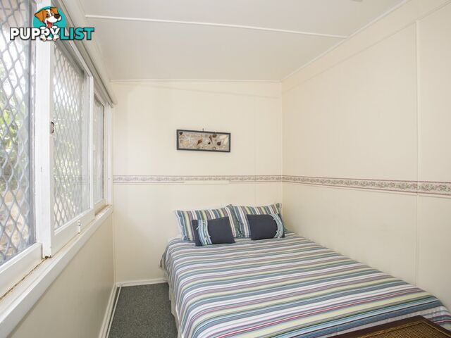 31 Mitchell Pde MOLLYMOOK NSW 2539