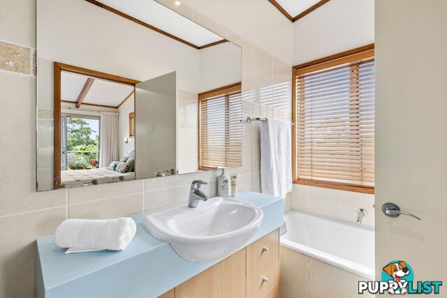 82 Golf Avenue MOLLYMOOK NSW 2539