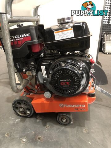 HUSQVUANA FS309 FLOOR SAW