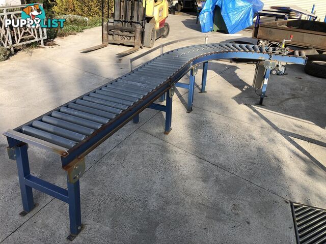 CURVED CONVEYOR-USED WITH ADJUSTING LEGS AND STEEL ROLLERS